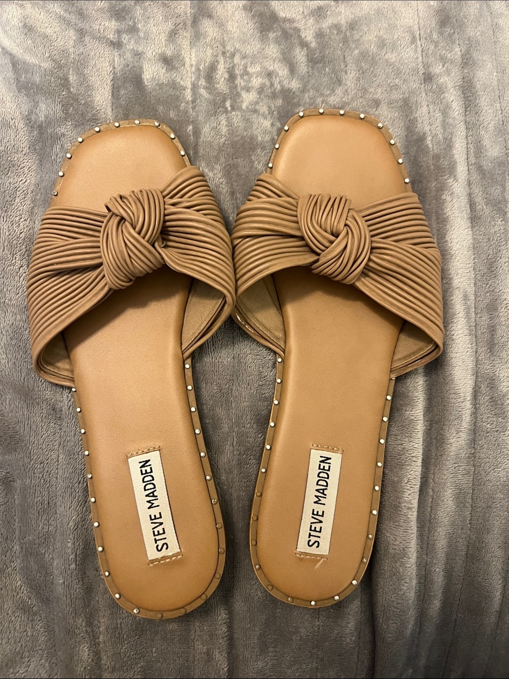 Steve Madden Tan Knotted Strap Slide Sandals size 10